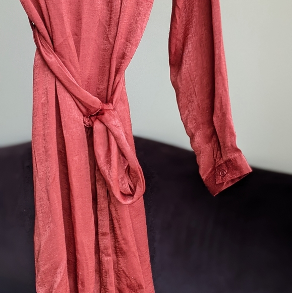 PRETTYLITTLETHING Dress / Size 2 - Picture 6 of 9